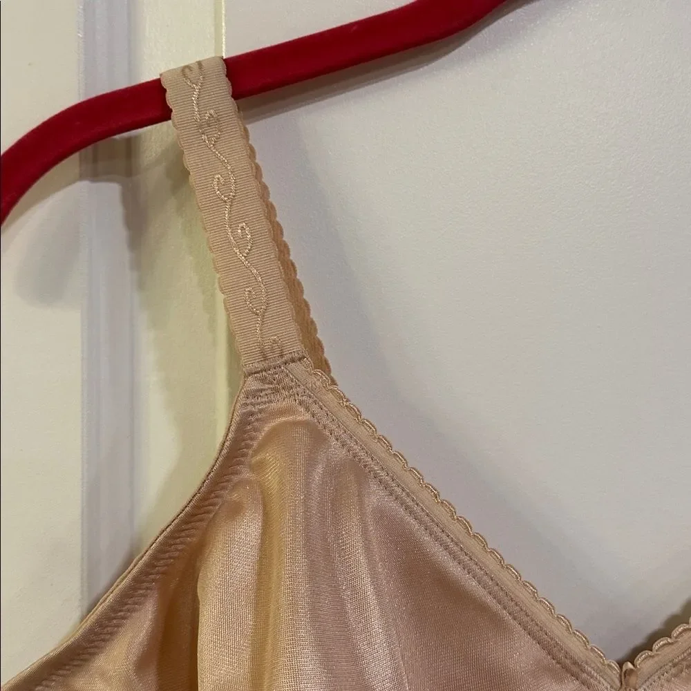 Wacoal Full Figure Simple Shaping Minimizer Bra Underwire 857109 Sand NEW 44D